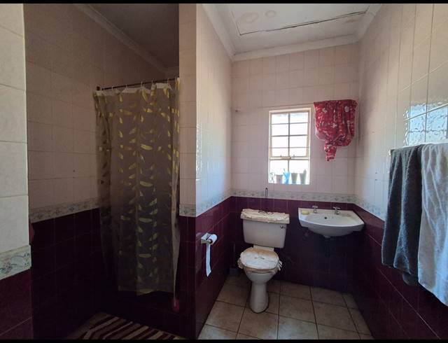 5 BEDROOM HOUSE FOR SALE IN BRAKPAN CENTRAL